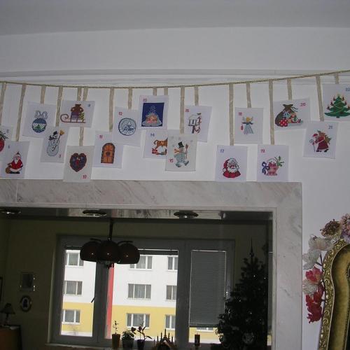 Adventný kalendár - vyšívaný.
