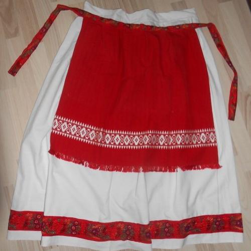 zacinam si robit kroj