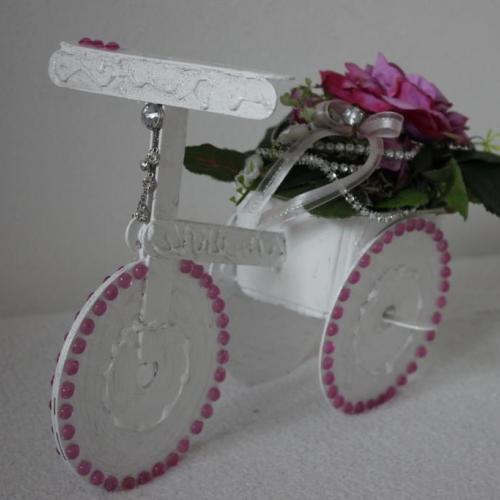 Malý bicykel z CD-čiek
