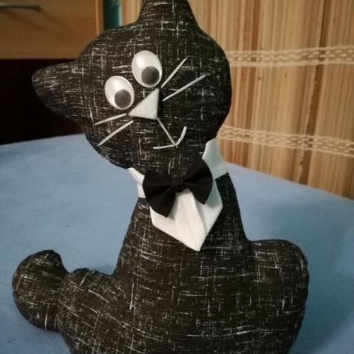 Kocúr Elegán 