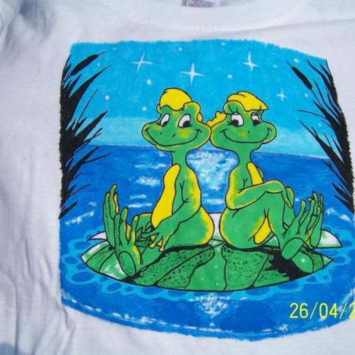 Ručne maľované tričko Žabky