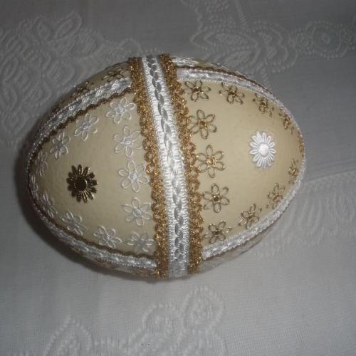 Krajkové-pštrosí