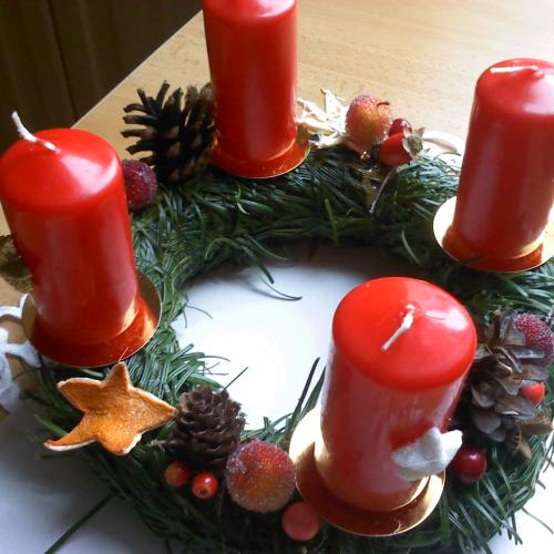 jednoduchý adventný venček :)