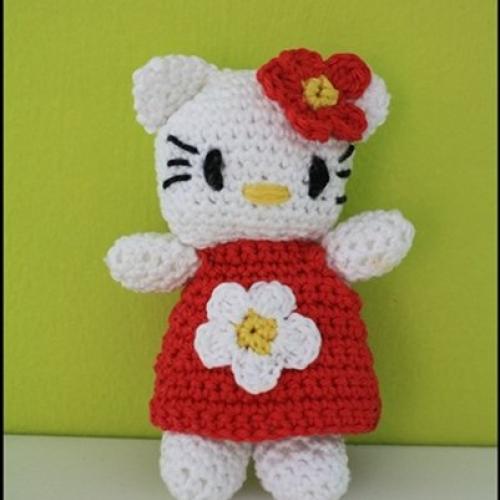 Hello Kitty - háčkovaná hračka