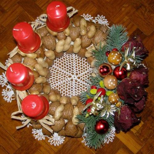 Adventný veniec - červený