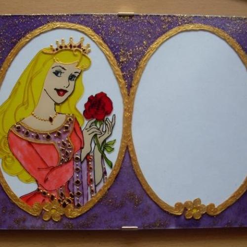 Okrúhly fotorámik princezná