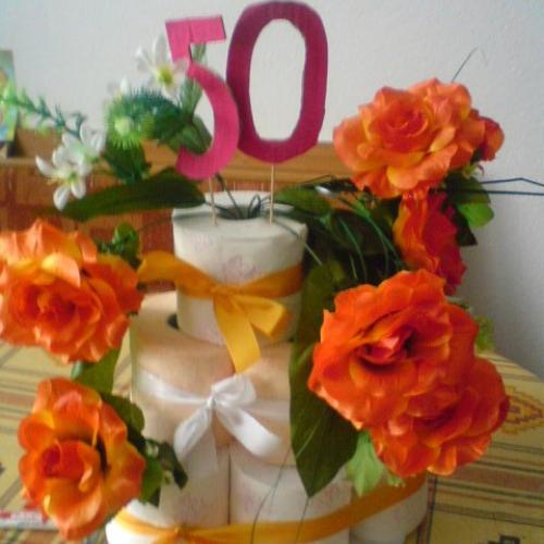 Torta z toaletného papiera