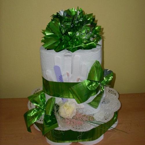 Torta z toaletného papiera a utierok