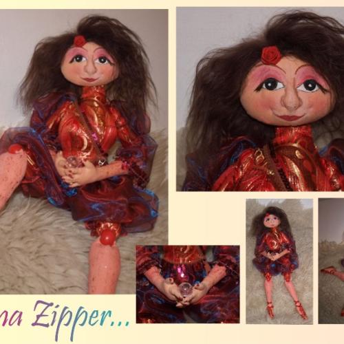 Salma Zipper...