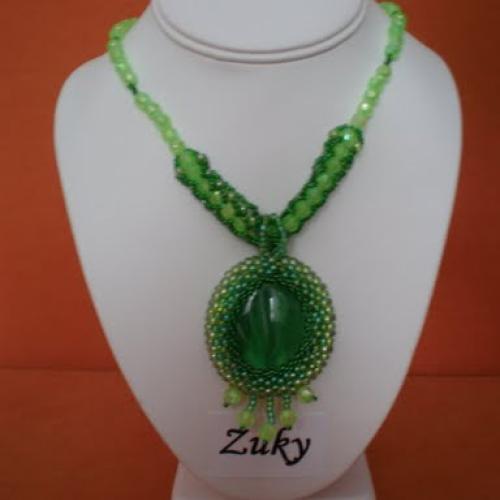 zelený  náhrdelník