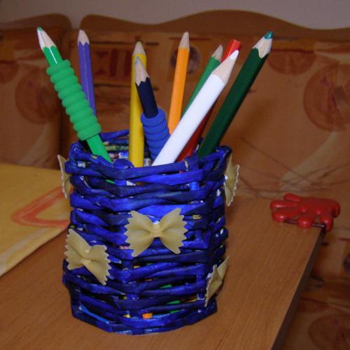 Stojan na pastelky