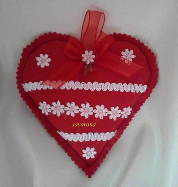 srdiecko s vonou maty, Šitie, savarona, 1