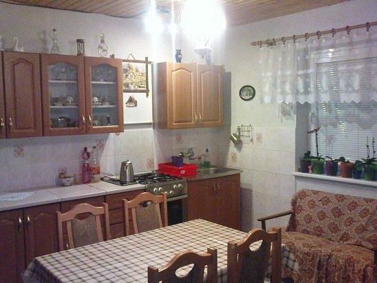 ked sa vecer konecne uprace..., Bývanie ked sa vecer konecne uprace..., Bývanie, hellla, 1