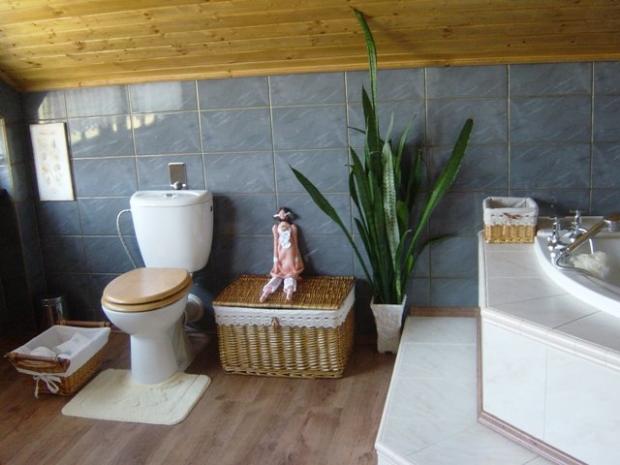 ..., Bývanie ..., Bývanie, Jasmin, 1