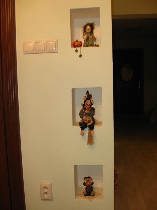 jeseň 4, Bývanie jeseň 4, Bývanie, Bebe, 1