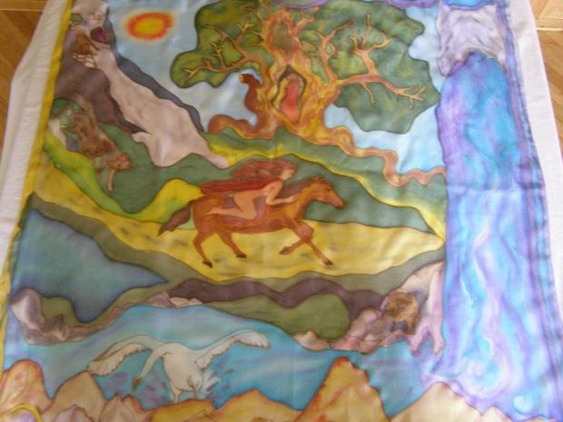 V jantárovej zemi, Maľovaný textil, Adinka, 1