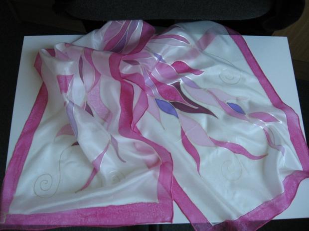 ružový šál so soľou (morskou, kuchynskou a na hodváb), Maľovaný textil ružový šál so soľou (morskou, kuchynskou a na hodváb), Maľovaný textil, Adriana Birošová, 1