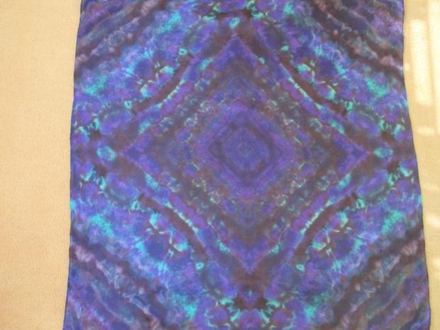 "lilavá", Maľovaný textil, Gama, 1