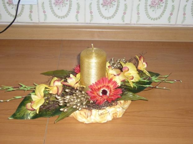 Ikebana na stôl k prvému sv. prijímeniu, Aranžovanie, luly, 1