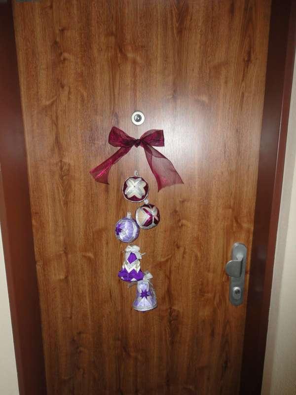 ozdoba na dvere, tinkalimi, 1