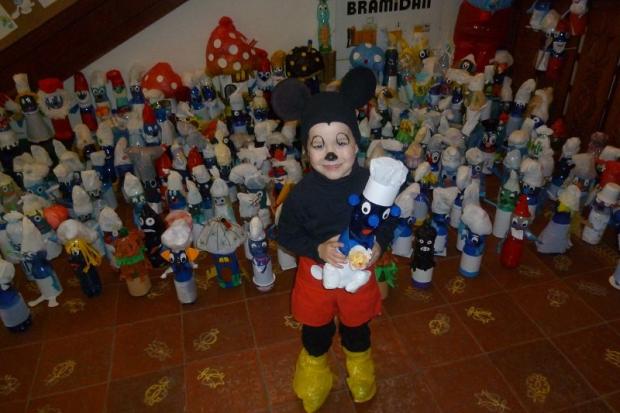 MickeyMouse na karnevale a PET smolkovia, Tomaskovamaminka, 1