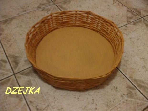 NA VAJÍČKA, Papierové pletenie NA VAJÍČKA, Papierové pletenie, Dzejka, 1