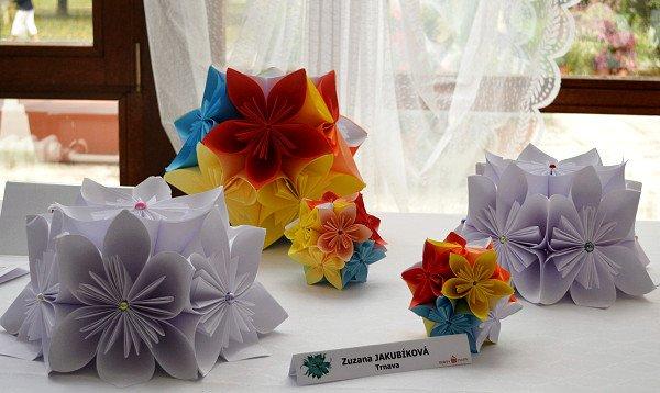 papierové kvety do Piešťan, Origami a Kusudama, apple, 1