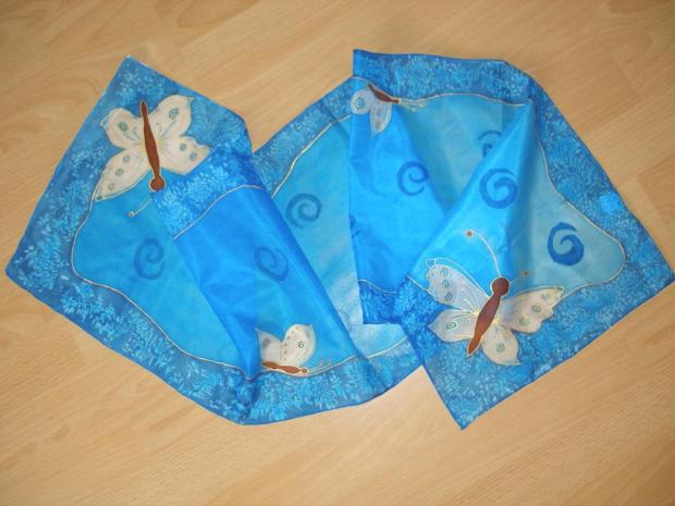Leto v modrom, Maľovaný textil, modralentila, 1