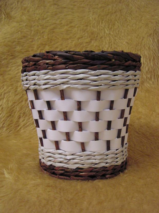 bielo-hnedy, Papierové pletenie, grevka, 1