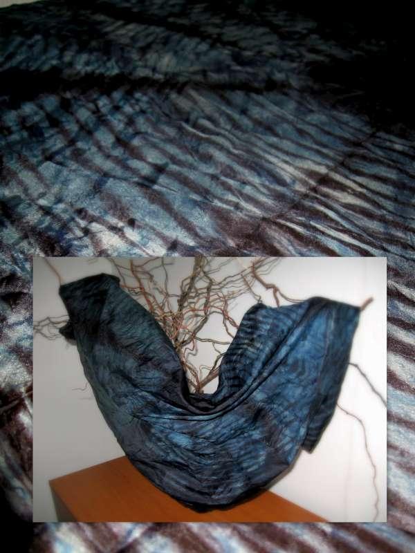 keď pavúk svoje siete dotká, Maľovaný textil keď pavúk svoje siete dotká, Maľovaný textil, vinička, 1