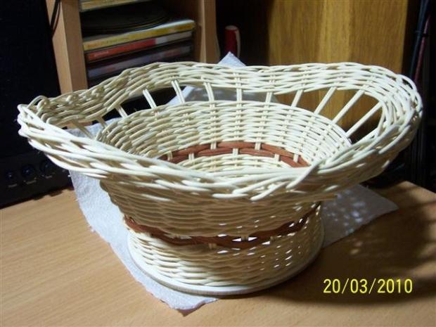 Po krátkej odmlke ďaľší môj košíček , Pletenie z pedigu Po krátkej odmlke ďaľší môj košíček , Pletenie z pedigu, greta, 1