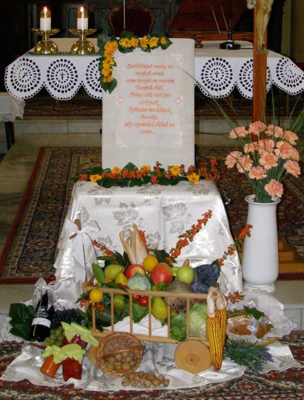 POĎAKOVANIE ZA ÚRODU - 2009, Aranžovanie, MARTINA D., 1