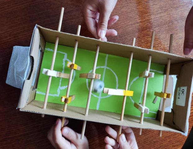 Ako sme vyrobili jednoduchý stolný futbal, návod, Tvorenie z papiera Ako sme vyrobili jednoduchý stolný futbal, návod, Tvorenie z papiera, Dasa_
